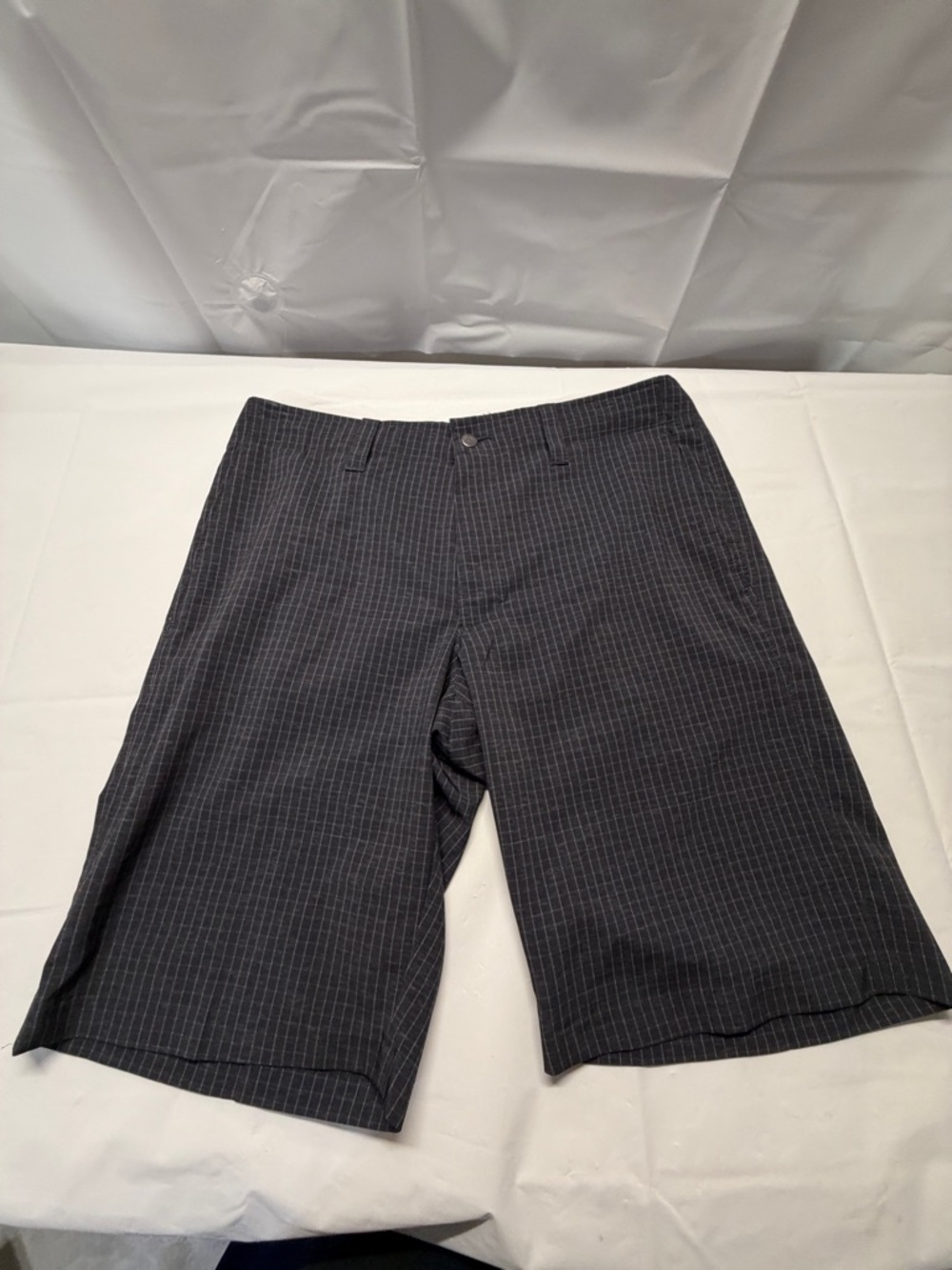 Callaway Men's Charcoal Pinstripe Flat-Front Golf Shorts
